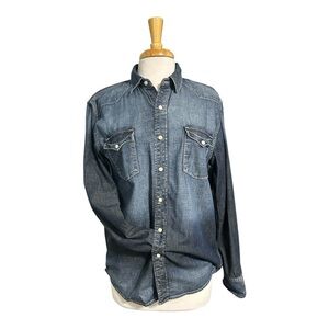 Lucky Brand Blue Relaxed/distressed shirt with Classic Styling.